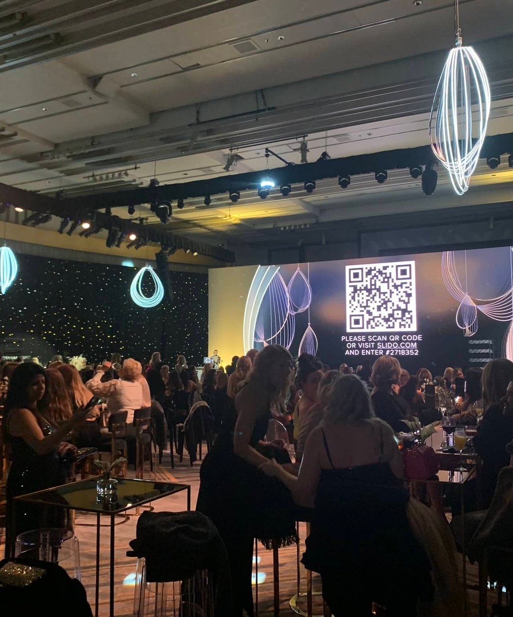 Corporate exhibit booths